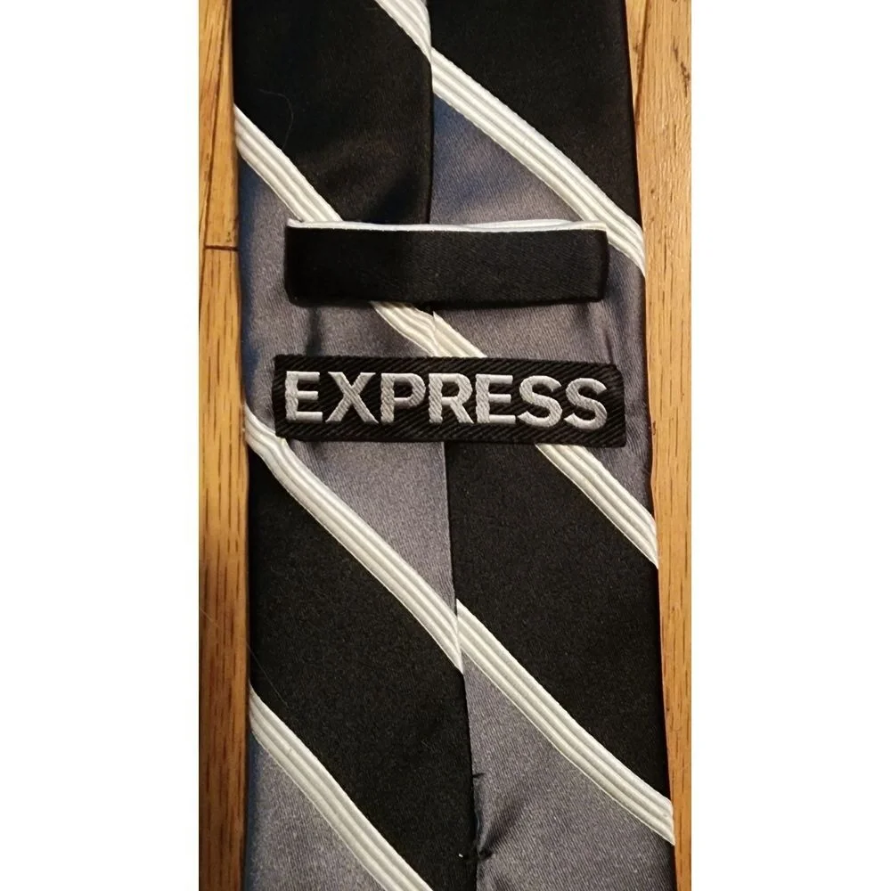 Express Men's Classic Diagonal Striped Silk‎ Tie Black Gray Professional Formal
